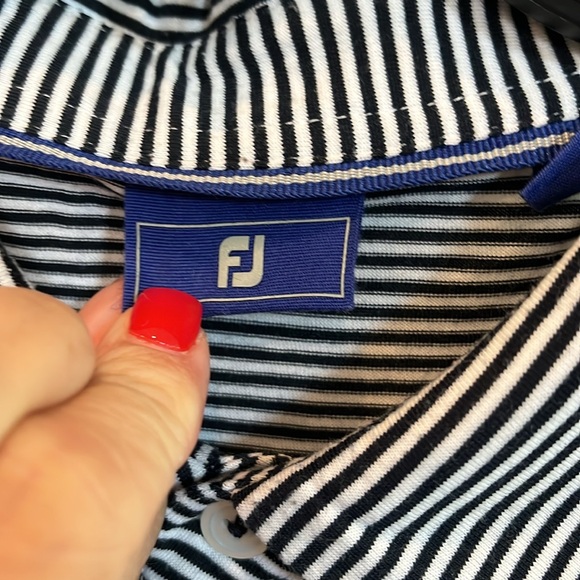 Black and White Polo Shirt with Textured Cotton Blend - Picture 4 of 7